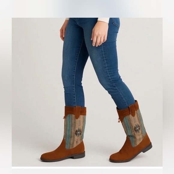 Minnetonka Boho Festival Boots Size 7 | Suede & Southwest Tribal Print - Picture 3 of 8